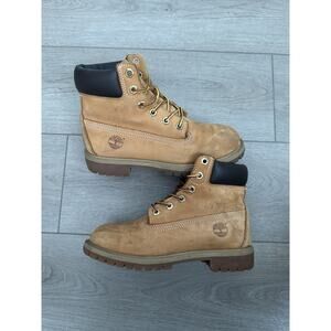 Timberland 6 inch boots wheat tan size 4.5 or size 6 women’s work boots